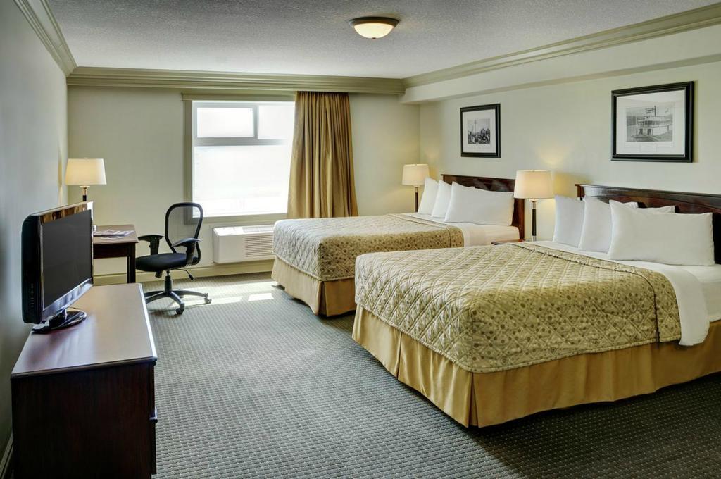 Chateau Nova Hotel Fort Mcmurray Pokój zdjęcie